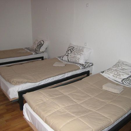 Hostel Situla نوفو ميستو المظهر الخارجي الصورة