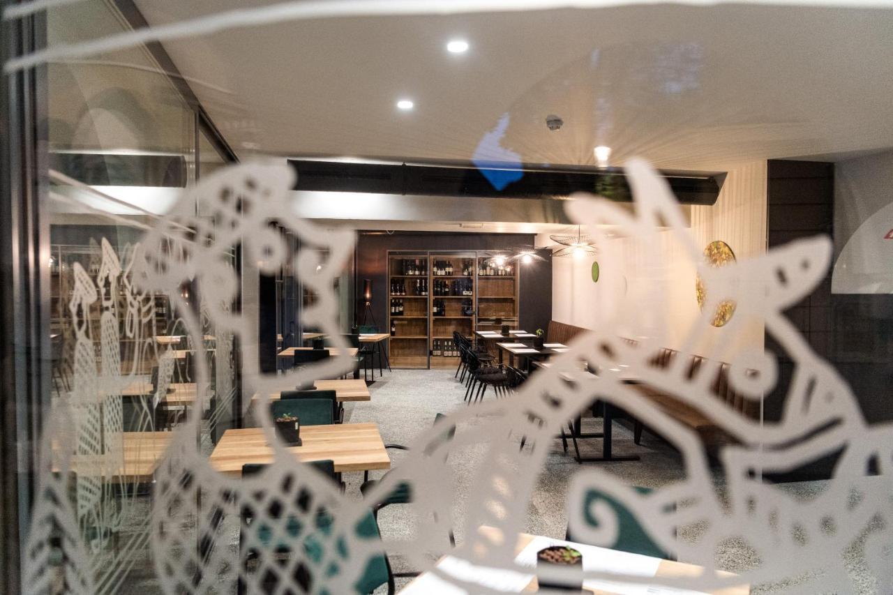 Hostel Situla نوفو ميستو المظهر الخارجي الصورة